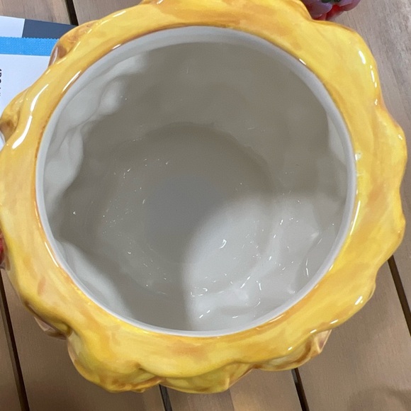 Hello Kitty pineapple canister - Picture 4 of 7